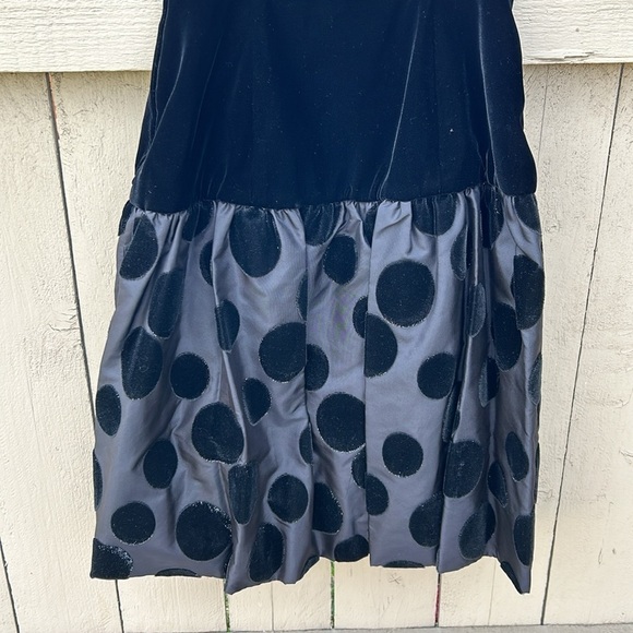 80's Albert Nipon Black Velvet and Satin Cocktail Dress Formal Goth Gothic - Picture 7 of 12